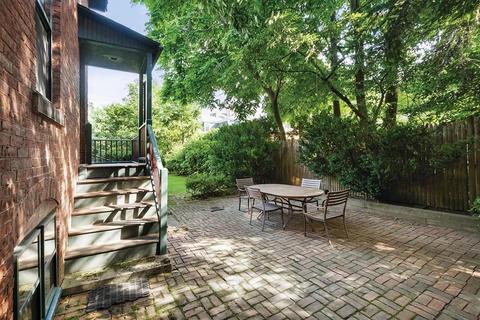 84 Upland Rd, Brookline, MA 02445 photo 23