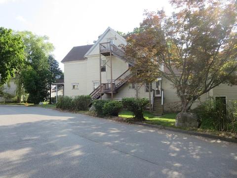 23 Columbus St, Worcester, MA 01603 photo 2