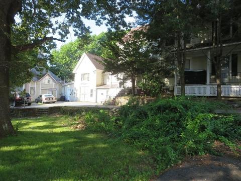 23 Columbus St, Worcester, MA 01603 photo 3