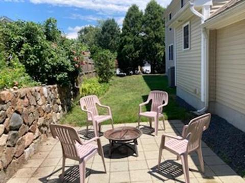 8 Bates St, Danvers, MA 01923 photo 17