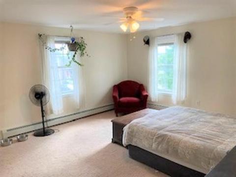 8 Bates St, Danvers, MA 01923 photo 13