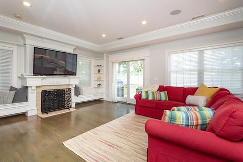 16 Chinian Path, Newton, MA 02459 photo 2