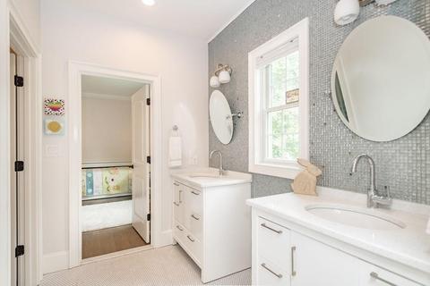 16 Chinian Path, Newton, MA 02459 photo 25