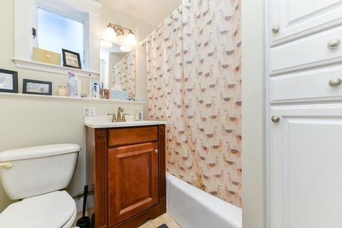 419 E 7th St, Boston, MA 02127 photo 19