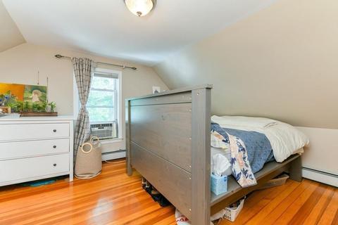 419 E 7th St, Boston, MA 02127 photo 12