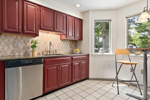 37 Constitution Ln #14, Danvers, MA 01923 photo 9