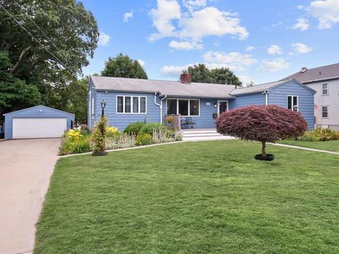 563 New Boston Rd, Fall River, MA 02720 photo 1