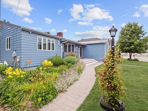 563 New Boston Rd, Fall River, MA 02720 photo 2