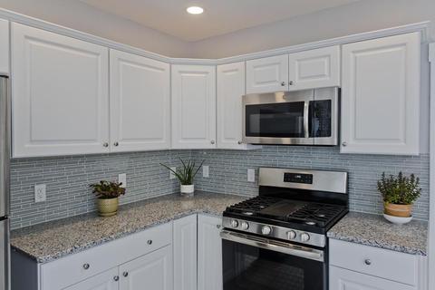 22 Trilium, Springfield, MA 01108 photo 21