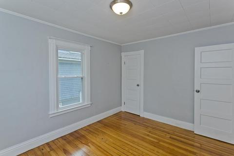 22 Trilium, Springfield, MA 01108 photo 8