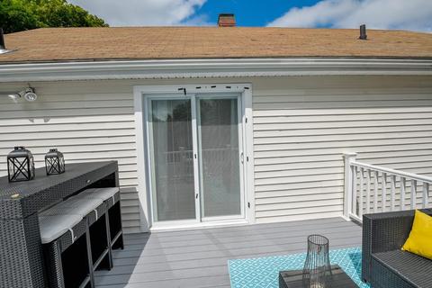 35 Steele St, Worcester, MA 01607 photo 11