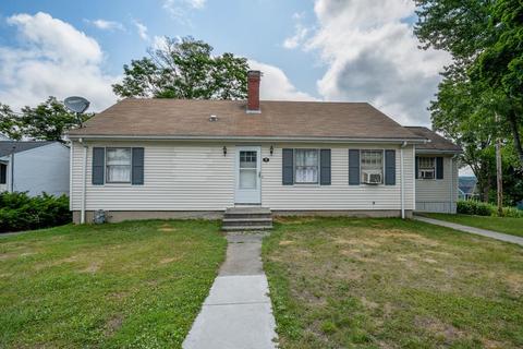 35 Steele St, Worcester, MA 01607 photo 2