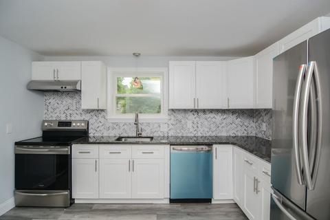 13 Mildred Rd, Danvers, MA 01923 photo 4