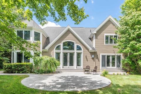 71 The Hts, Mashpee, MA 02649 photo 4