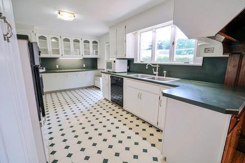 132 Ridgeview Ter, Westfield, MA 01085 photo 7