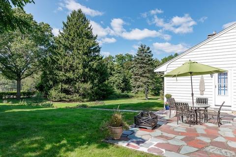 11 North St, Lexington, MA 02420 photo 3