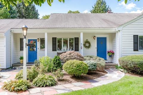 11 North St, Lexington, MA 02420 photo 8