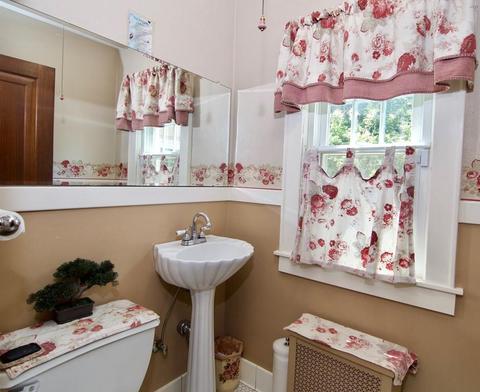796 Allen St, Springfield, MA 01118 photo 27