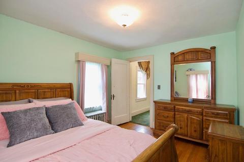 796 Allen St, Springfield, MA 01118 photo 38