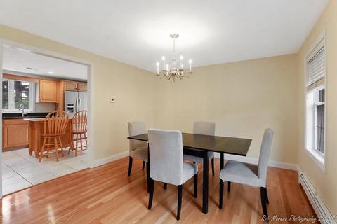 73 Juniper Dr, Saugus, MA 01906 photo 10