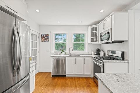 67 Washington St, Reading, MA 01867 photo 3
