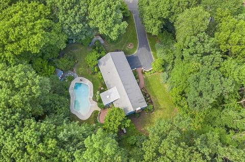 25 Rocky Brook Rd, Dover, MA 02030 photo 2