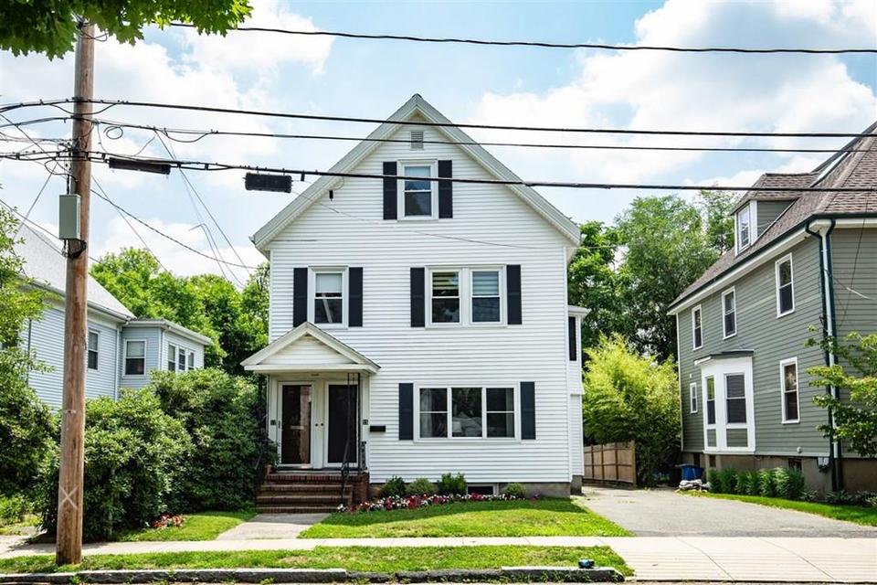  15 Henderson St #15, Arlington, MA 02474 photo 1