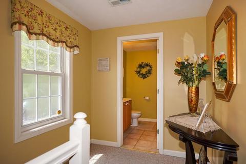 3 Gates Cir, Worcester, MA 01603 photo 17