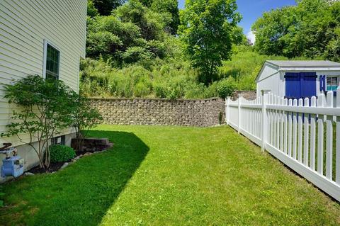 3 Gates Cir, Worcester, MA 01603 photo 31