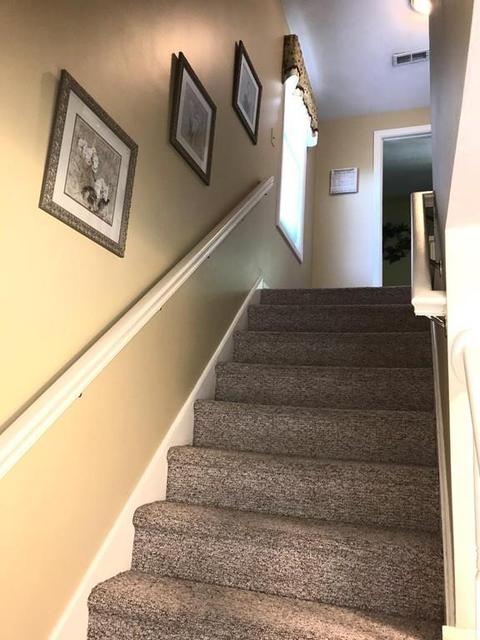 3 Gates Cir, Worcester, MA 01603 photo 4