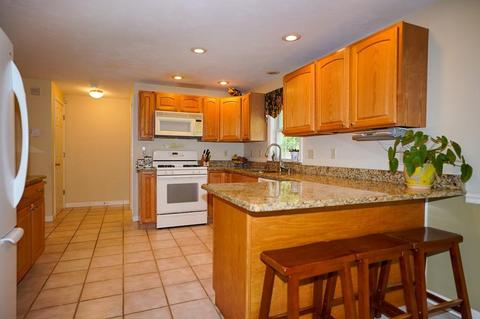 3 Gates Cir, Worcester, MA 01603 photo 11
