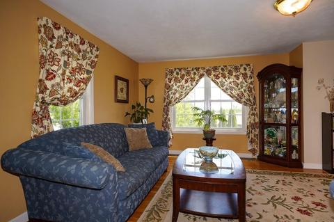 3 Gates Cir, Worcester, MA 01603 photo 7
