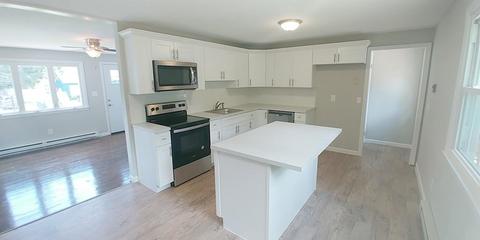 92 Lloyd Ave, Springfield, MA 01119 photo 9