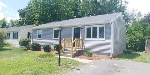92 Lloyd Ave, Springfield, MA 01119 photo 3