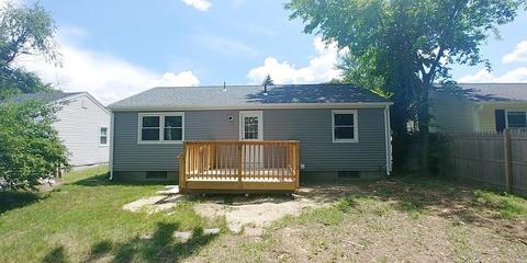 92 Lloyd Ave, Springfield, MA 01119 photo 5
