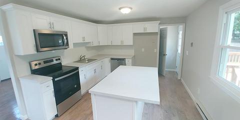 92 Lloyd Ave, Springfield, MA 01119 photo 7