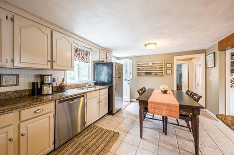 34 Wescroft Rd, Reading, MA 01867 photo 12