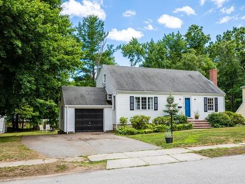 34 Wescroft Rd, Reading, MA 01867 photo 2