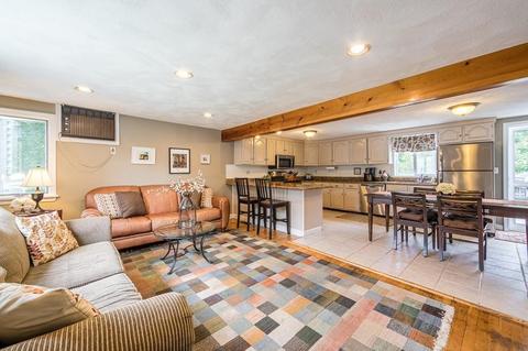 34 Wescroft Rd, Reading, MA 01867 photo 4