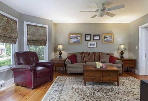 19 Grove St, Upton, MA 01568 photo 14