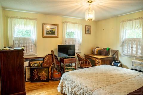 36 Seans Cir, Barnstable, MA 02632 photo 14