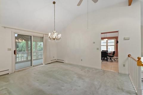 5 Stonegate Ln, Worcester, MA 01605 photo 12