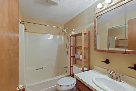 5 Stonegate Ln, Worcester, MA 01605 photo 17