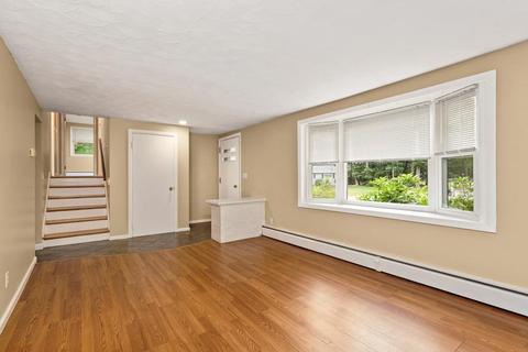 37 Pole Plain Rd, Sharon, MA 02067 photo 3