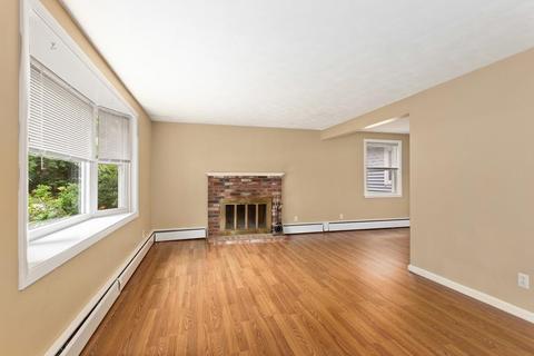 37 Pole Plain Rd, Sharon, MA 02067 photo 2