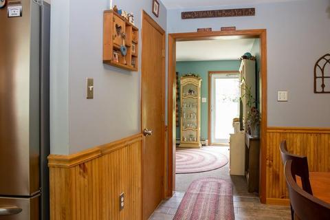 68 Mountain Rd, Erving, MA 01344 photo 5