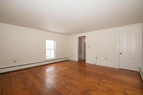 28 Burbank Rd, Sutton, MA 01590 photo 7