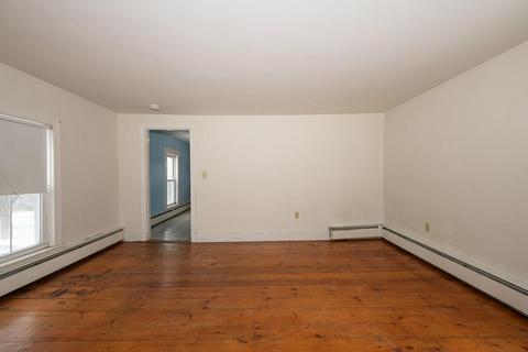 28 Burbank Rd, Sutton, MA 01590 photo 6