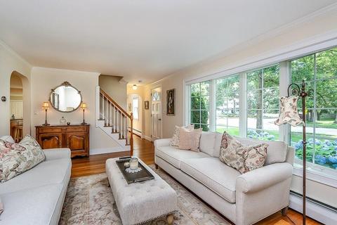 73 Old Post Rd, Walpole, MA 02032 photo 10