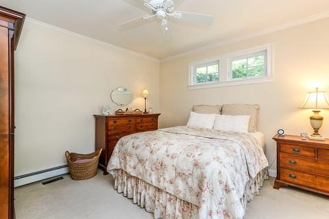 73 Old Post Rd, Walpole, MA 02032 photo 22
